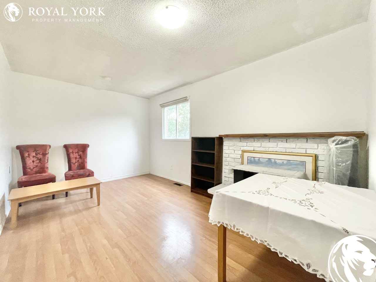 2 Plumbrook Cres, Toronto, ON M1S 3Z8, CAN 4 bedroom House Rental