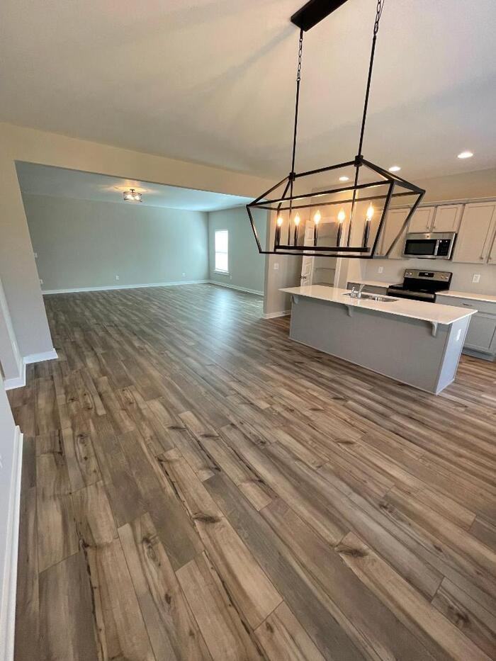 2125 Ellsworth Drive, Cullman, AL 35055 3 Bedroom House for 1,575