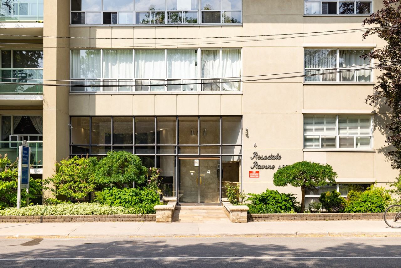 Rosedale Ravine Apartments 4 Sherbourne St N, Toronto, ON M4W 2T1