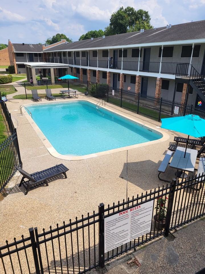 Congress Gardens Apartments 3603 W Congress St, Lafayette, LA 70506