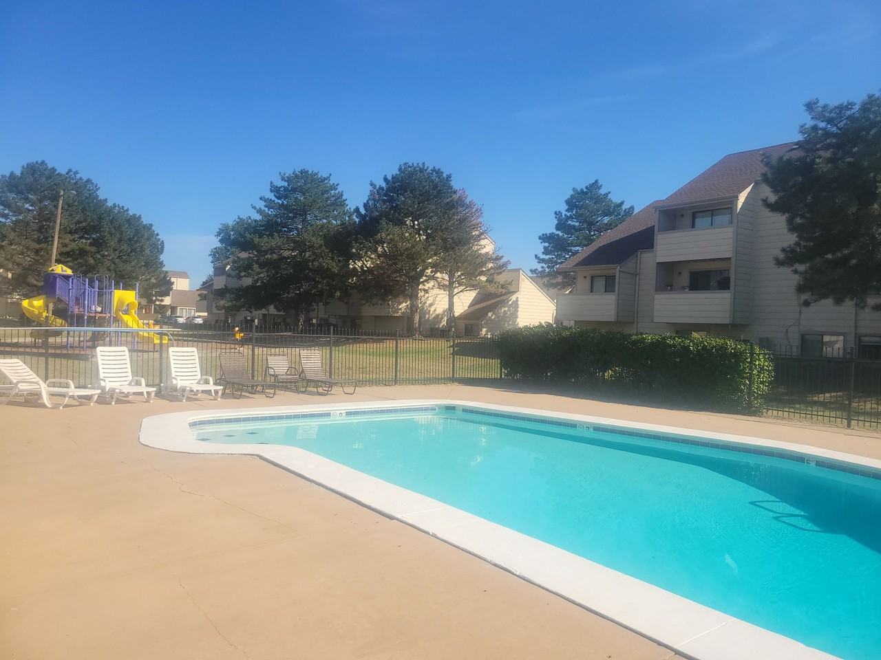 Cimarron Apartments 734 N Ridge Rd, Wichita, KS 67212 Zumper