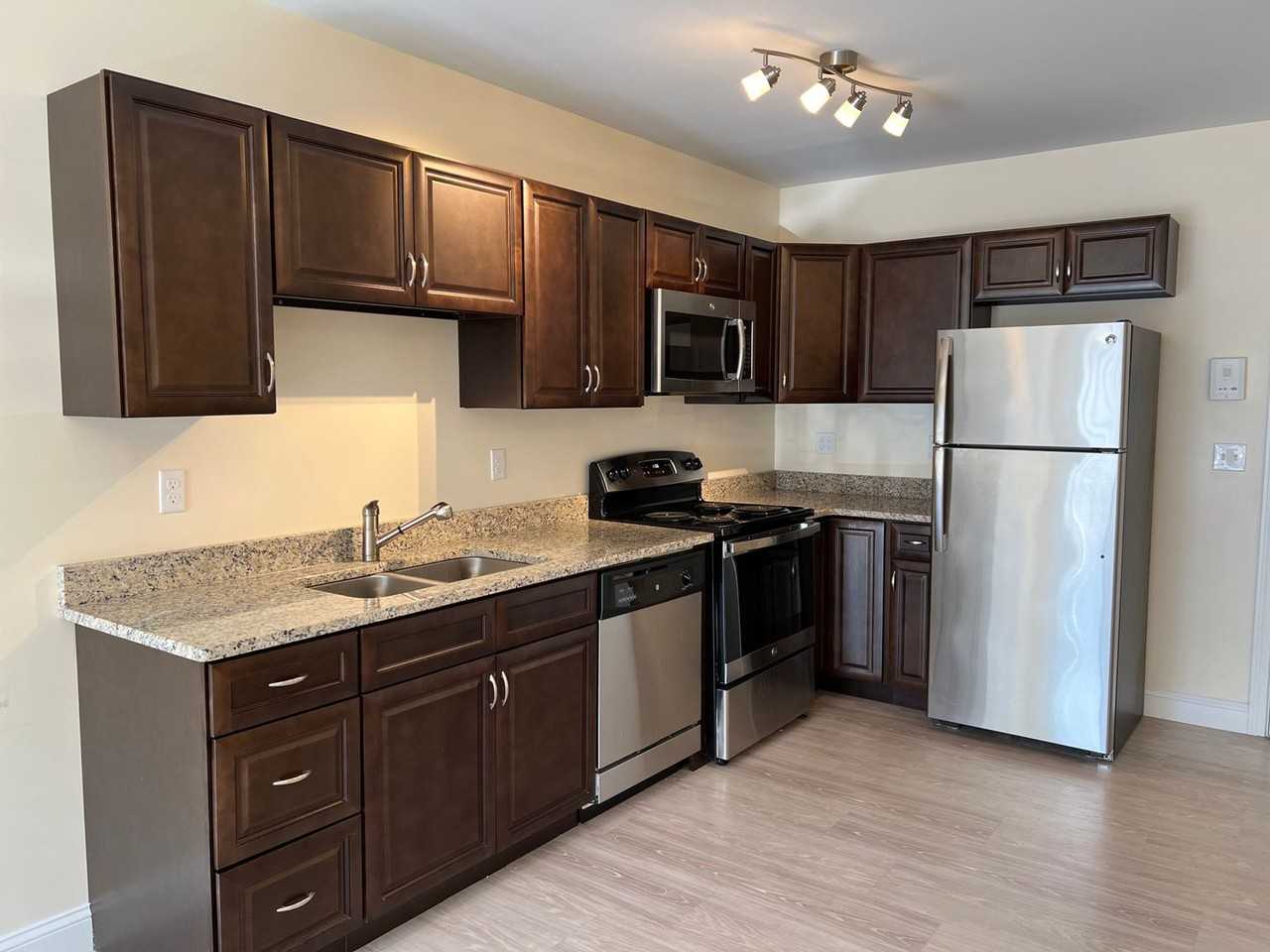 Apartments for Rent in Londonderry, NH 25 Condos & Other Rentals Zumper