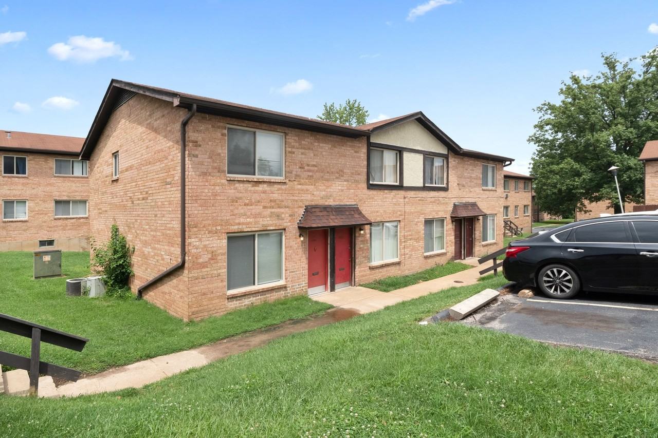 4120 Geraldine Ave Apartments in Saint Ann, MO 63074 Zumper