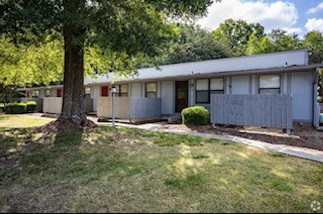 Bouldercrest Apartments 2000 Wilson Rd, Knoxville, TN 37912 Zumper