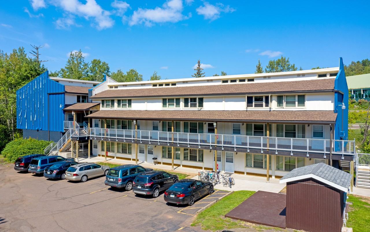 Chester Grove Apartments 802 W College St, Duluth, MN 55811 Zumper