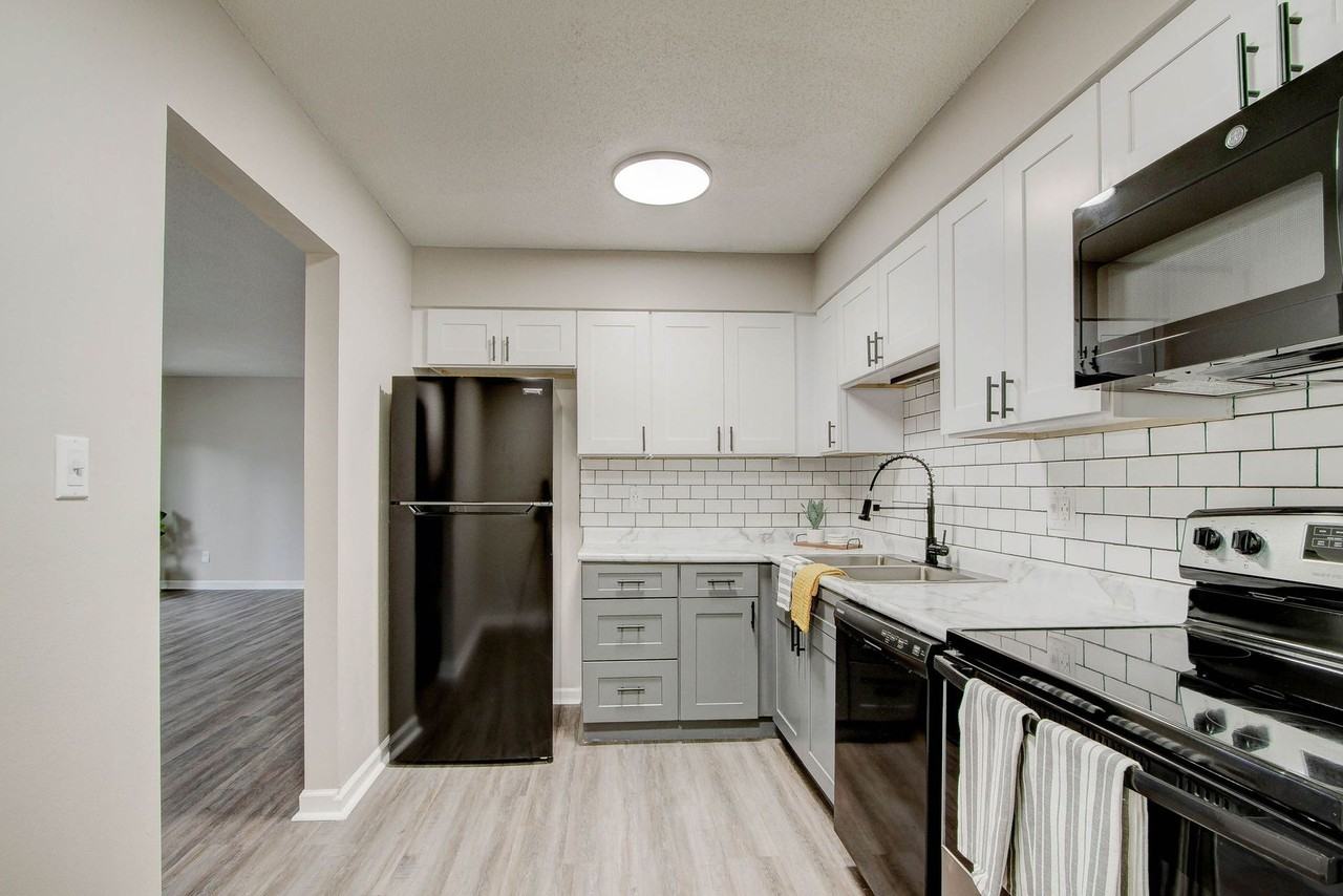 The Grove on Harcourt Apartments 8002 Harcourt Rd, Indianapolis, IN 46260 Zumper