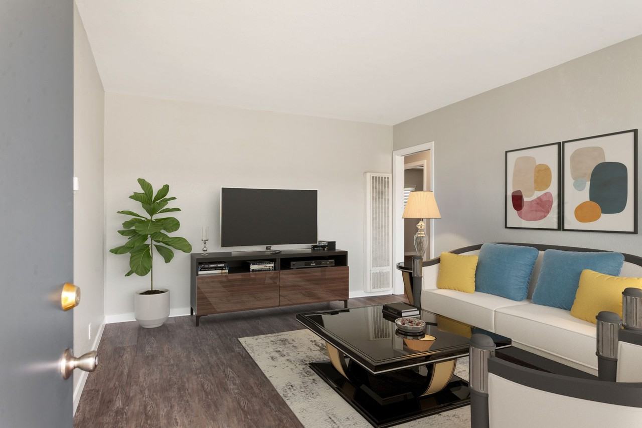 The Heights at Signal Hill Apartments 2201 E 21st St, Signal Hill, CA