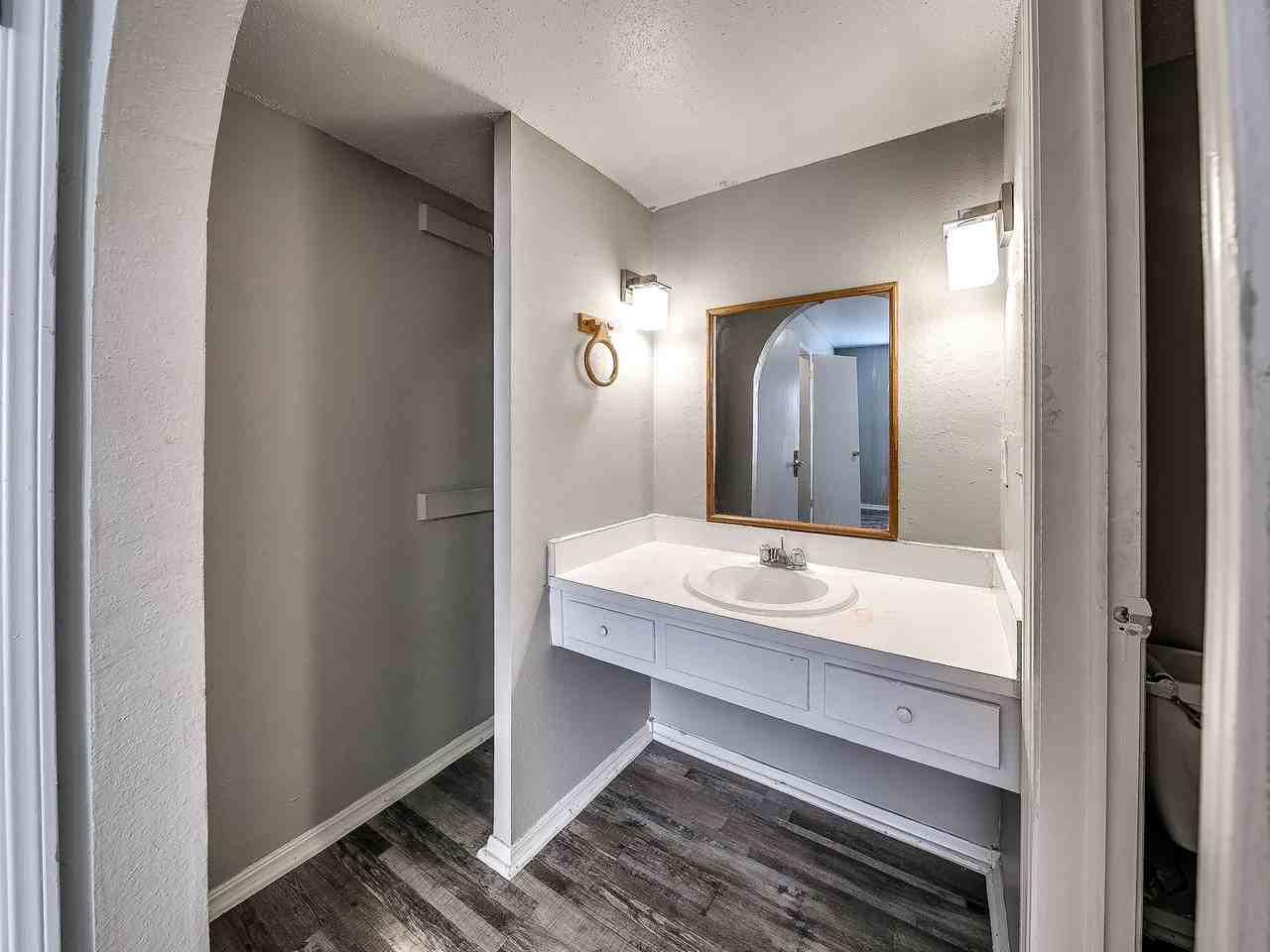 Parkview Flats Apartments 4638 Nw 19th St, Oklahoma City, OK 73127