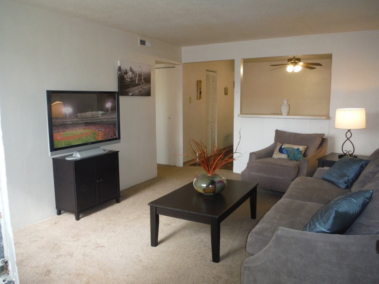 Evergreen Manor Apartments 3456 Evergreen Ln Apt A, Mehlville, MO