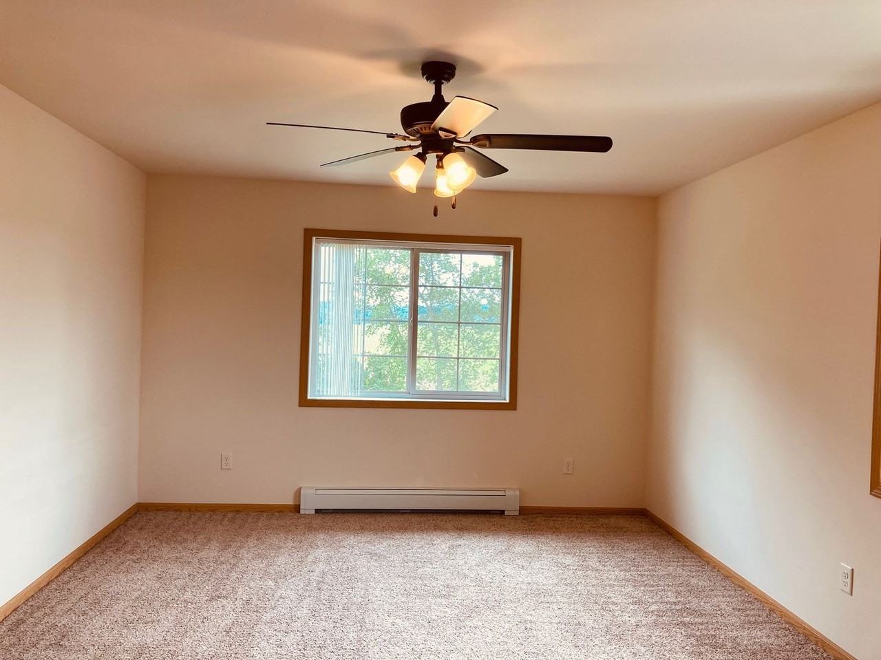 Moon Lake Estates Apartments 515 Moon Lake Dr, Rice Lake, WI 54868