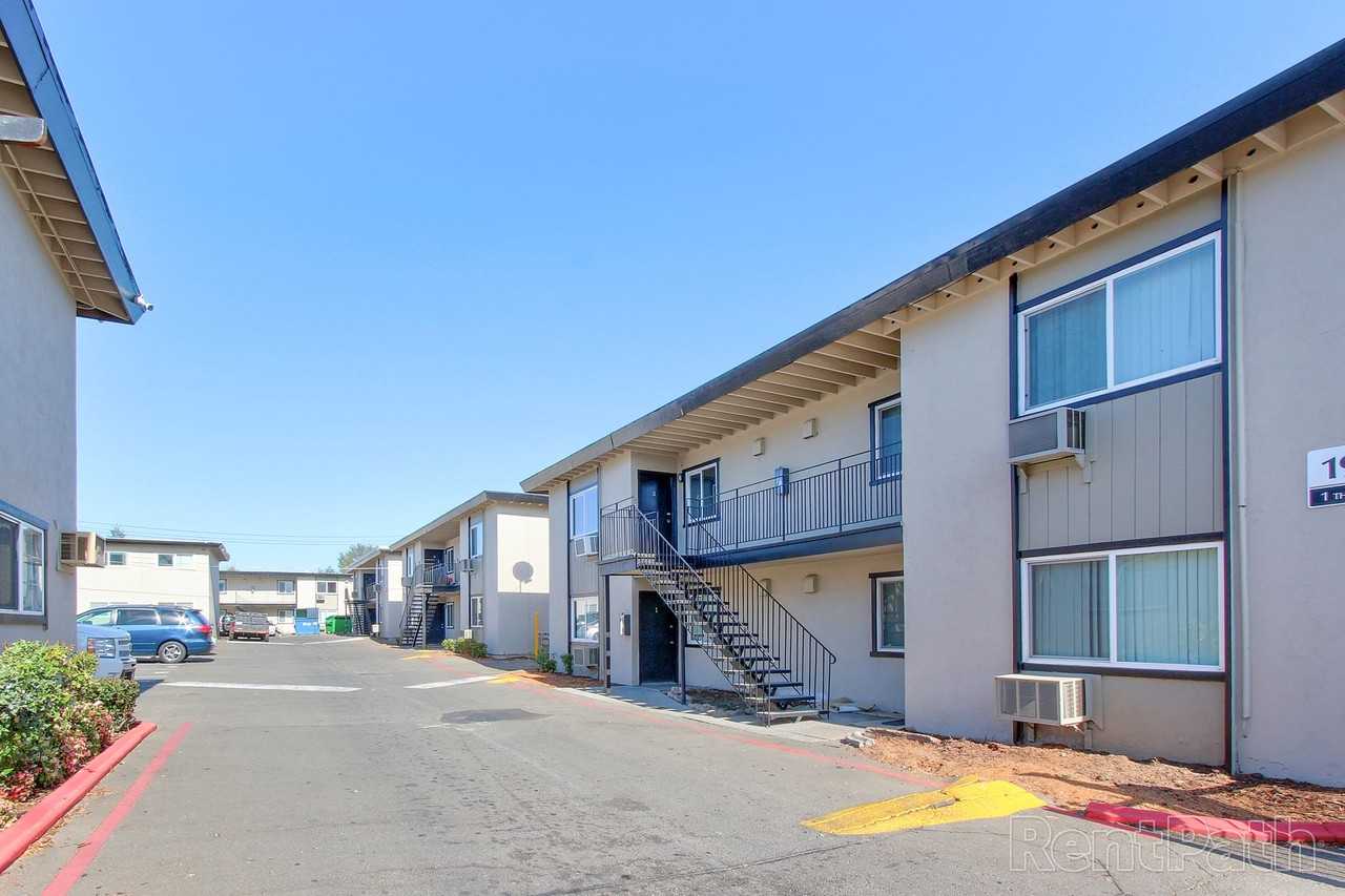 Gated Community in Arden/Arcade Area Apartments 2443 Wyda Way