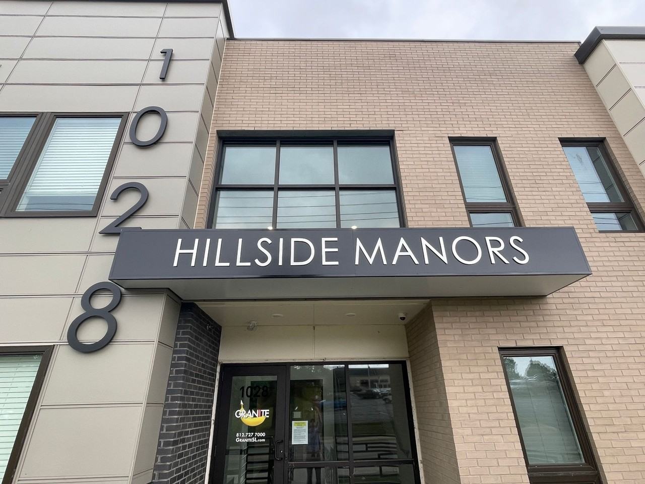 Hillside Manors Apartments 1028 E Hillside Dr, Bloomington, IN 47401