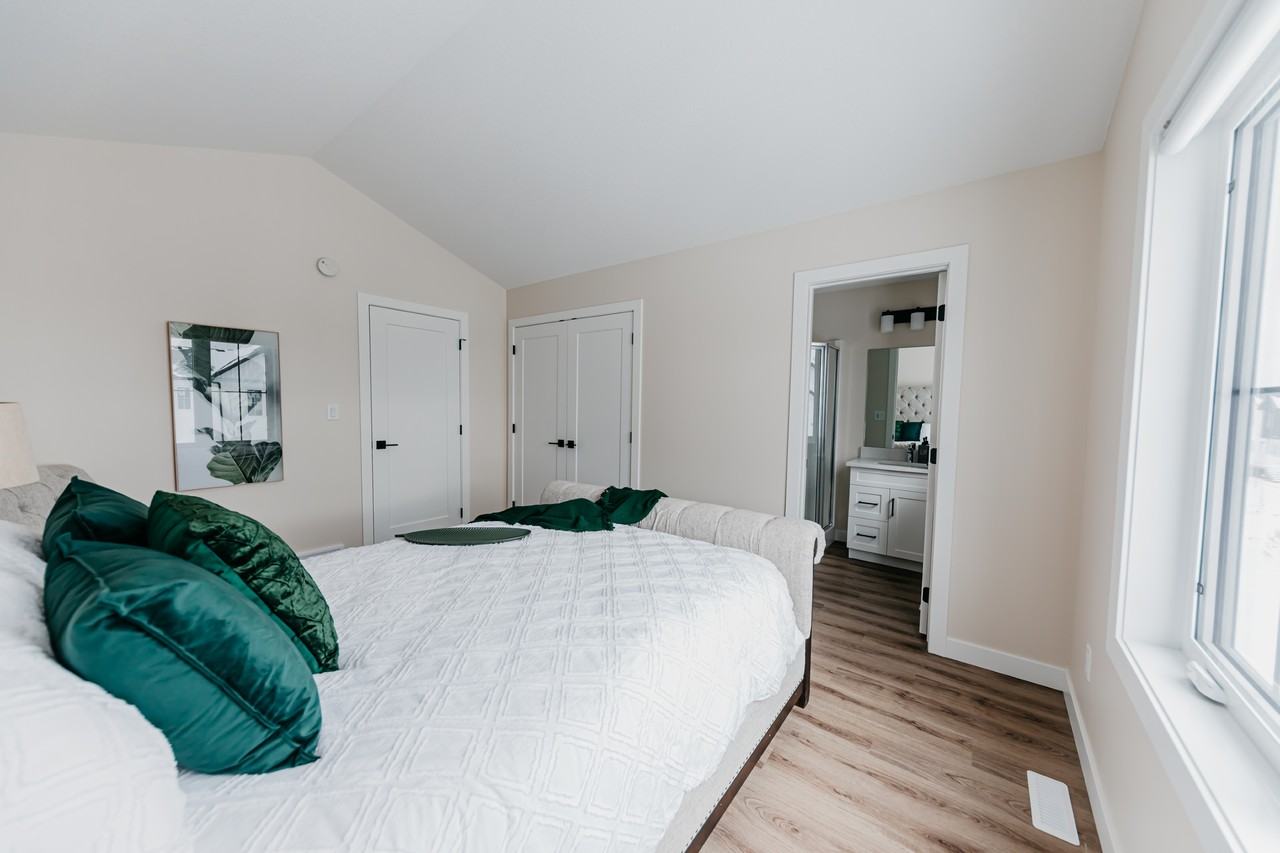 Hawkstone Narcisse 106 Apartments 2820 Narcisse Dr, Regina, SK S4X