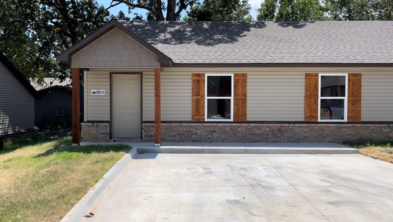 Forrest Way Duplexes Apartments 2215 Forest Wood Way, Fort Smith, AR
