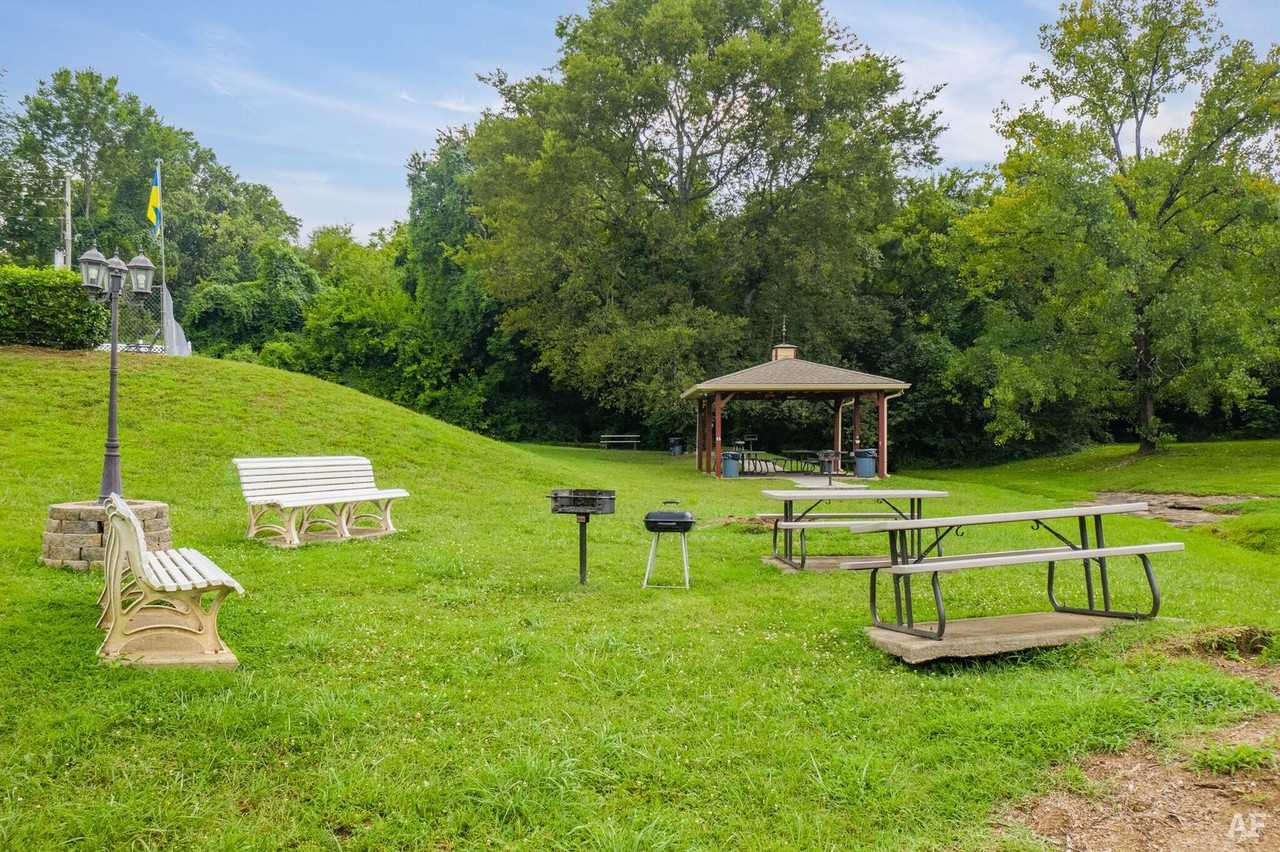 Hartford House Apartments 111 Whitsett Rd, Nashville, TN 37210 Zumper