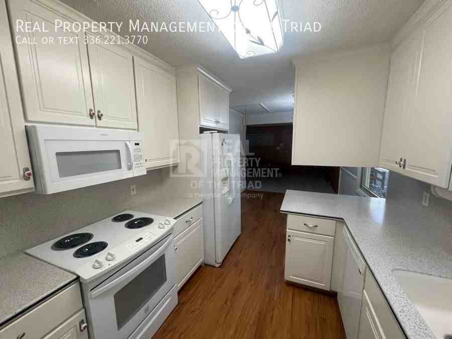 5900 Mcleansville Rd, Mc Leansville, NC 27301 2 Bedroom House for