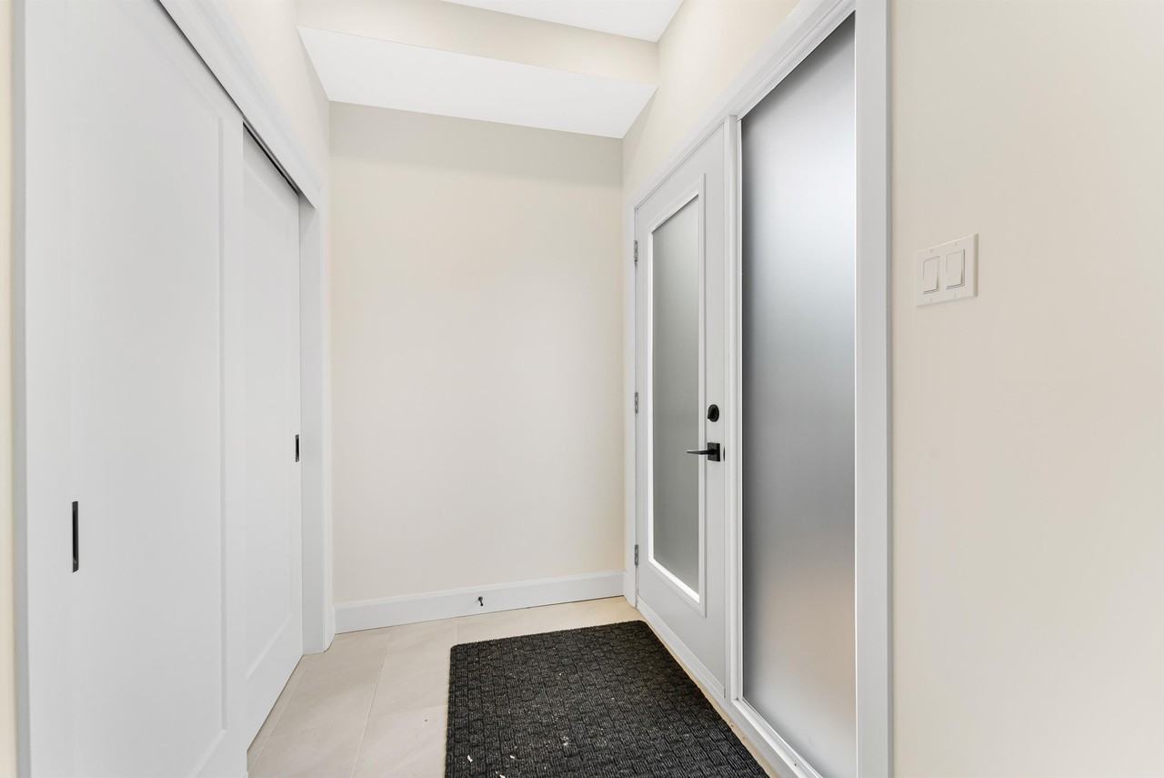 847 Woodroffe Avenue Apartments 847 Woodroffe Ave, Ottawa, ON K2A 2G5 Zumper