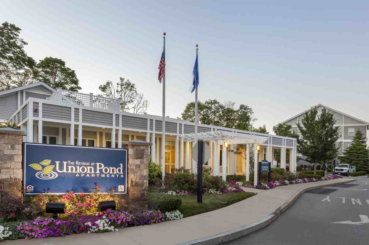 The Retreat at Union Pond Apartments 631 Gatehouse Drive 631