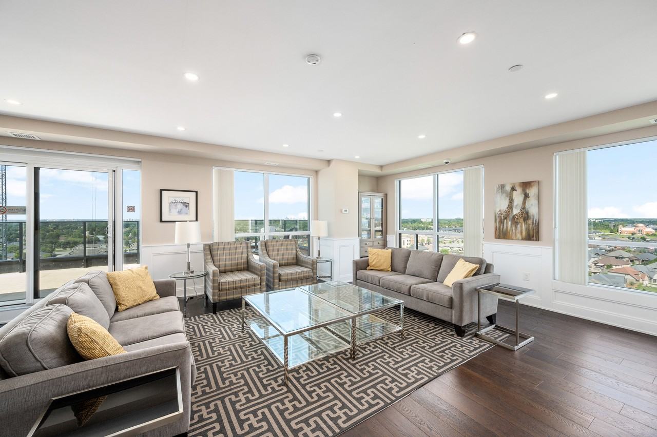 Westmount Estates III Apartments 315 Southdale Rd W, London, ON N6J