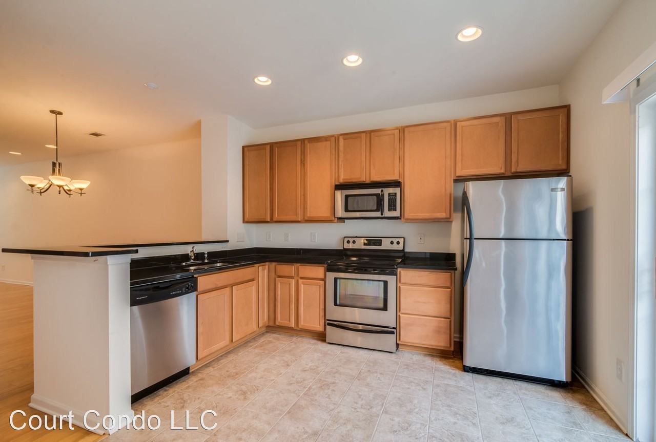 Taliesin Ct./Weddington Ave. Apartments in Elizabeth, Charlotte, NC