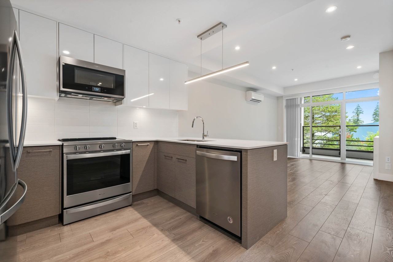 45500 Garrison Central 2 GC403B, Chilliwack, BC V2R 6G5 1 Bedroom