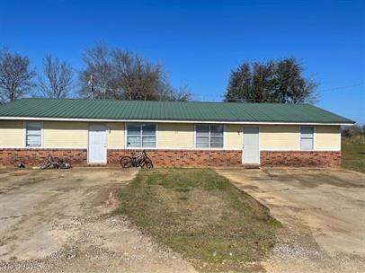 LAKEFRONT RENTALS DUPLEXES Apartments 177 County Road 199, Tupelo