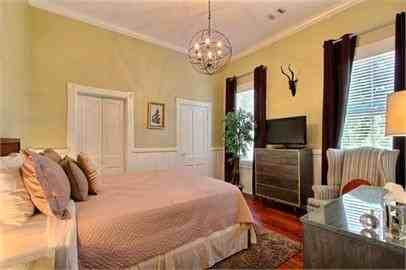 3440 E Broad St. Shanghai Gardens Apartments 36 E Broad St, Savannah