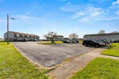 Heritage Circle Apartments 100 Heritage Cir 150, Bucyrus, OH 44820