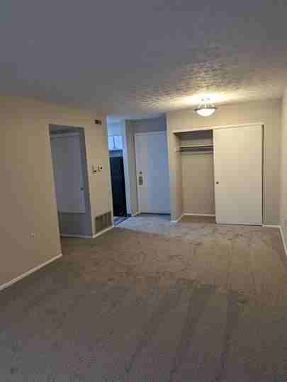 Oak Tree Village Apartments Fitzroy Dr, Columbus, OH 43224 Zumper