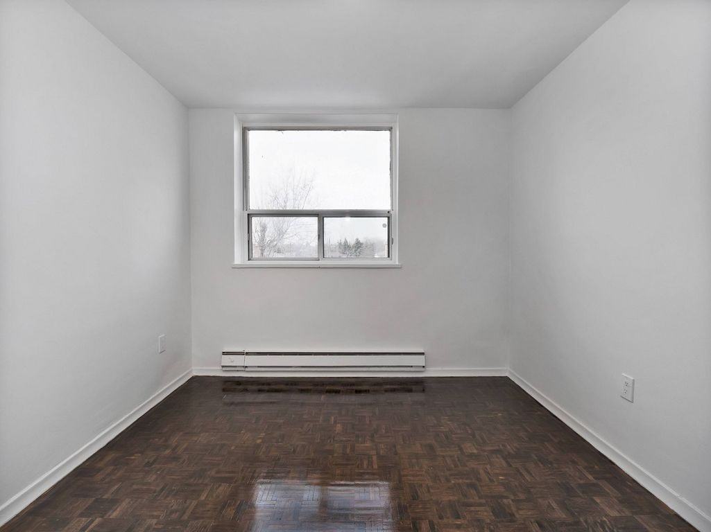 Frederick Apartments 250 Frederick St, Kitchener, ON N2H 2N1 Zumper