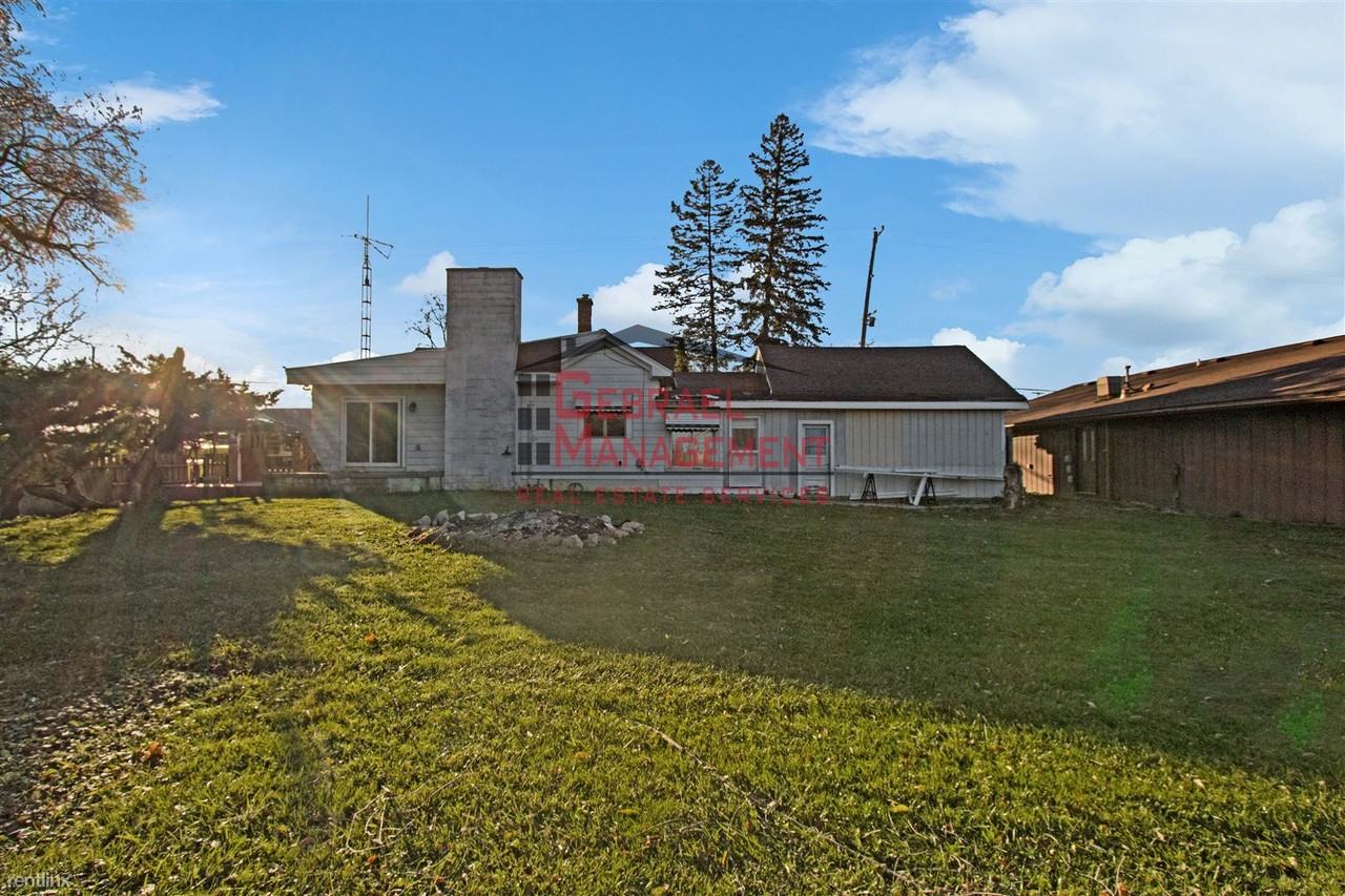 3025 S Dye Rd, Flint, MI 48507 3 Bedroom House for 725/month Zumper