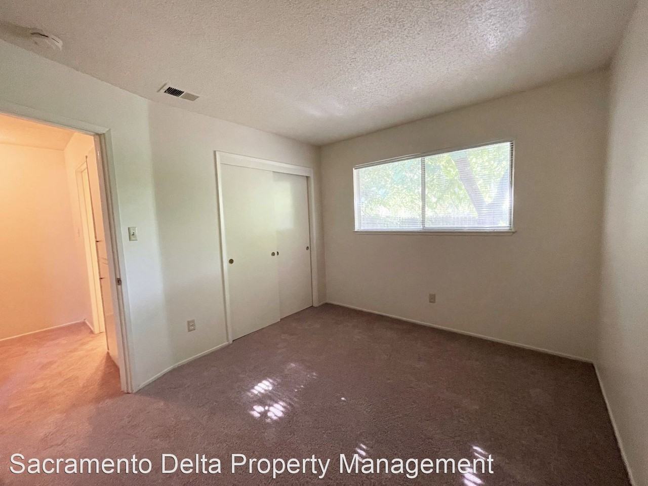 6000 Rye Way Adorable Refreshed 2bd/1ba Carmichael Duplex Apartments