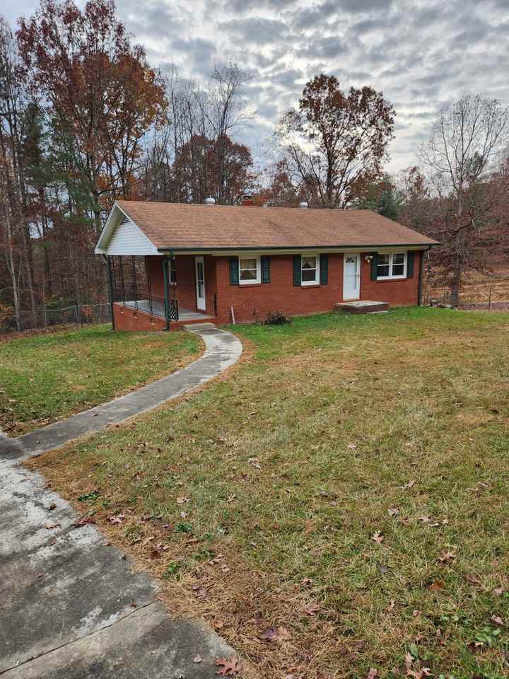 2885 High Rock Rd, Boomer, NC 28606 2 bedroom House Rental Zumper
