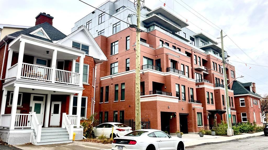 355 Gilmour Apartments in Centretown, Ottawa, ON K2P 0R1 Zumper