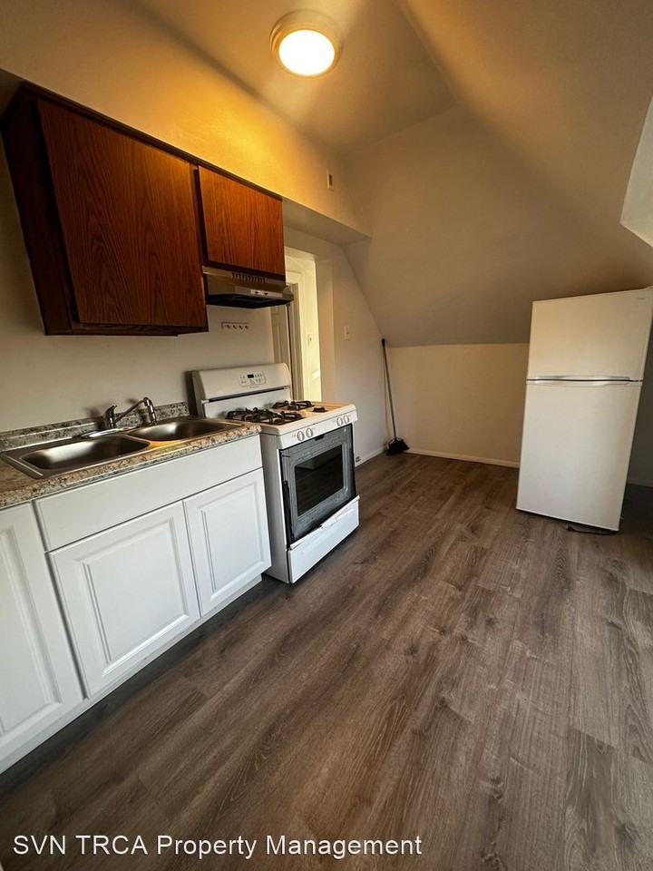 1034 Chelton Ave Apartments in Brookline, Pittsburgh, PA 15226 Zumper