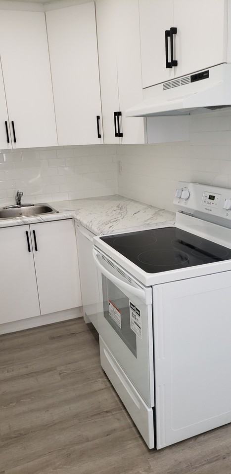 3 Claxton Blvd Apartments in Cedarvale, Toronto, ON M6C 1L6 Zumper