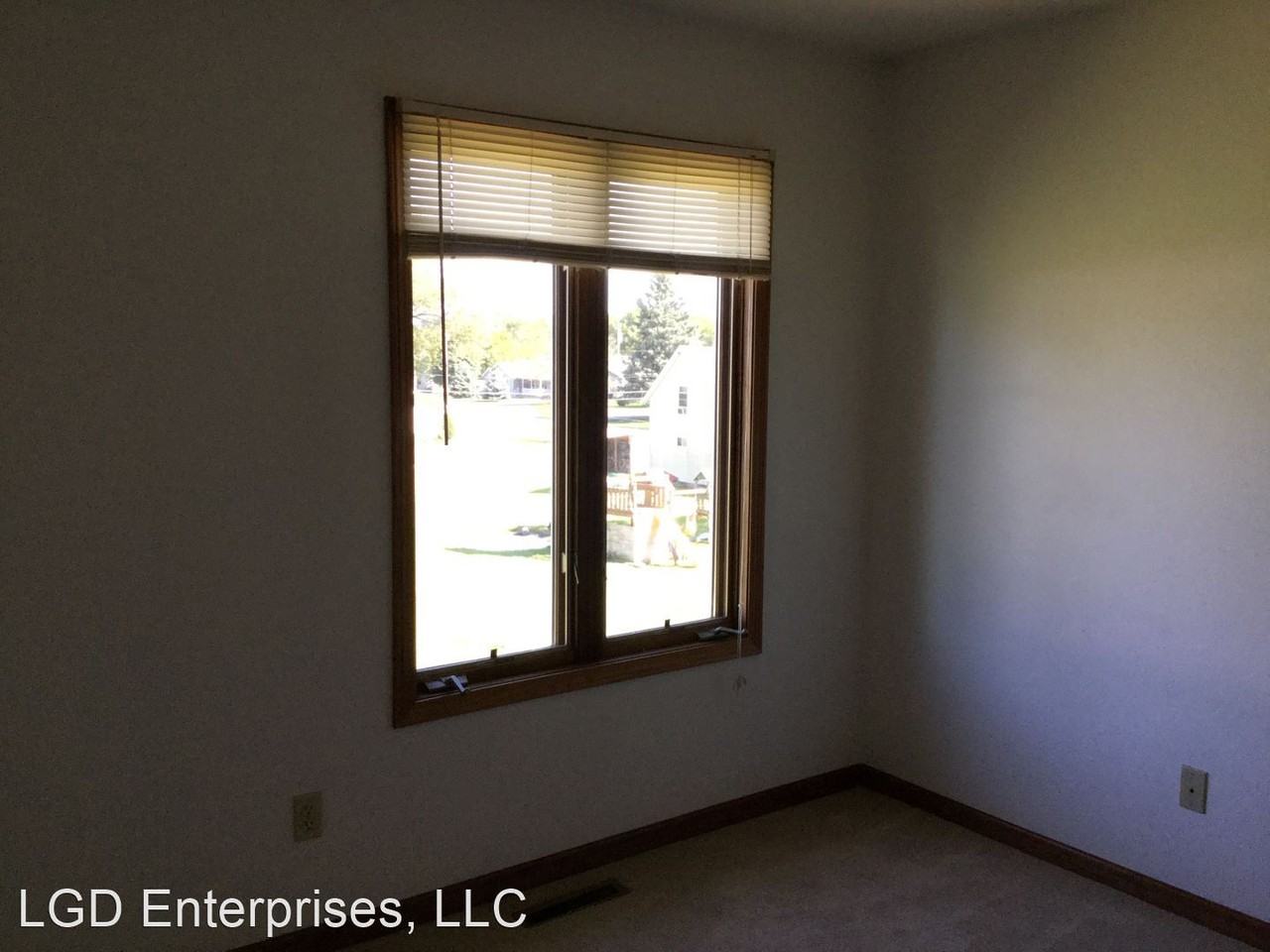 Creston Townhomes Apartments Creston townhomes, Creston, IL 60113