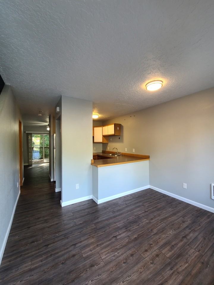 131 Se Ainslee Ave Apartments in Depoe Bay, OR 97341 Zumper