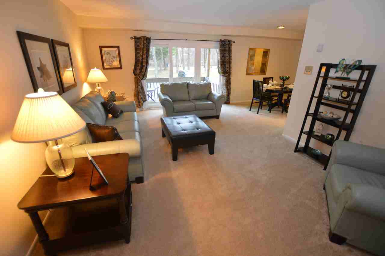 Tall Oaks Apartments 1002 Pleasant Oaks Road, Parkville, MD 21234