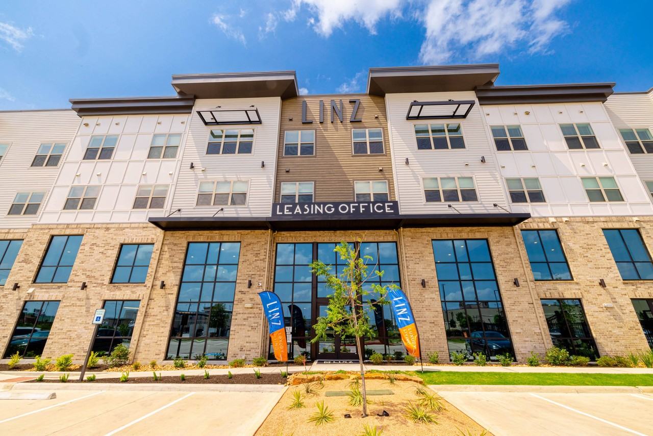 Linz Luxury Living Apartments 23050 Morton Ranch Rd, Katy, TX 77449