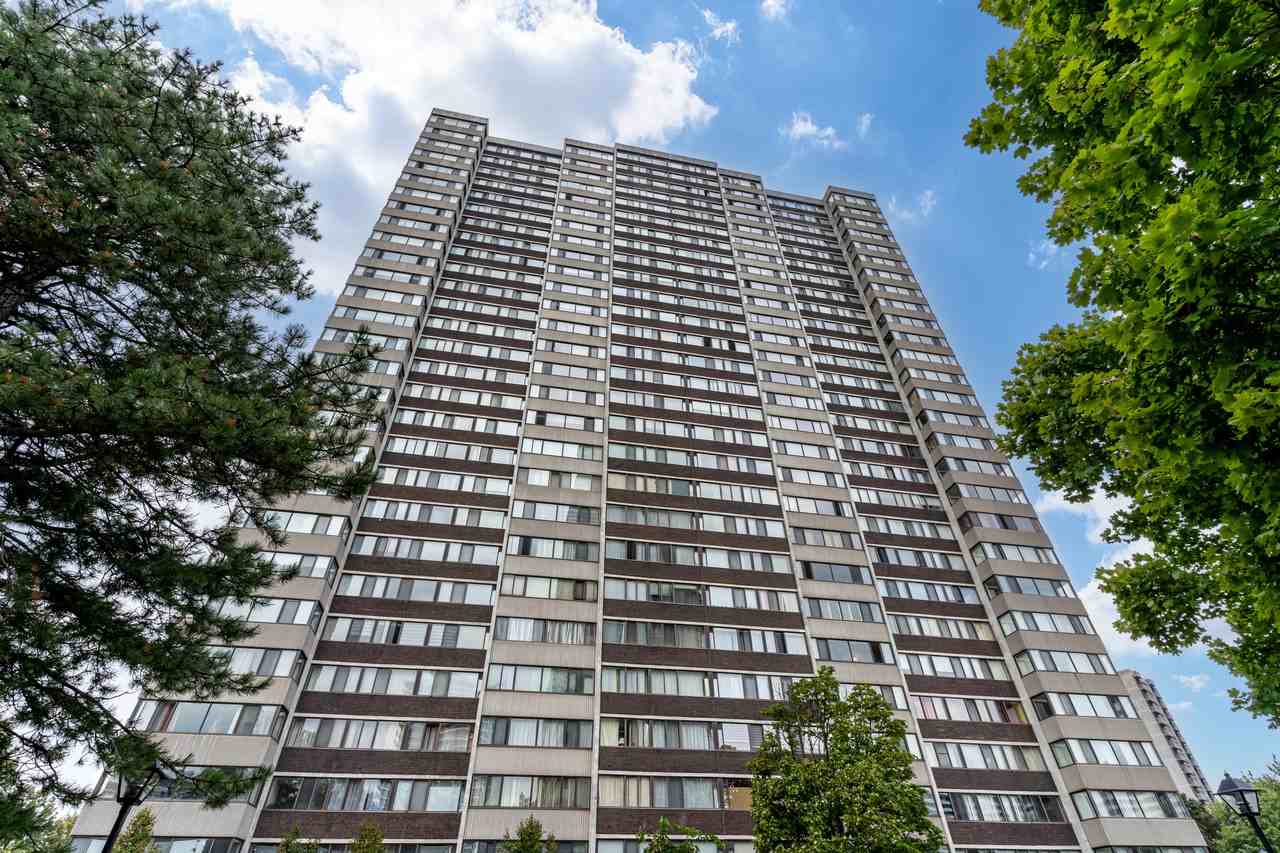 80 Antibes 2201 2bdr 1000sqft for rent Apartments 80 Antibes Dr