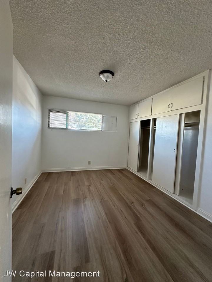 2165 Locust Ave Apartments in Southeast Wrigley, Long Beach, CA 90806