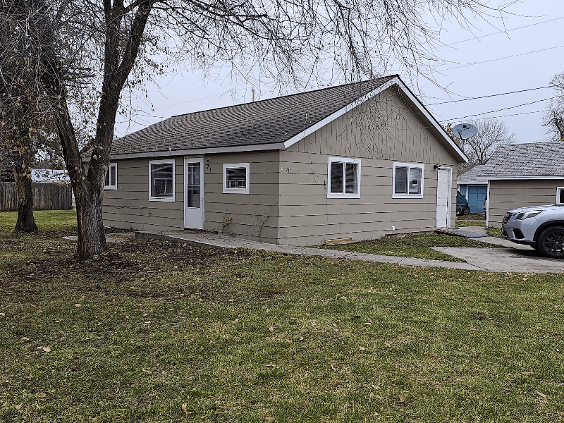 711 6th Ave E, Polson, MT 59860 2 bedroom House Rental Zumper