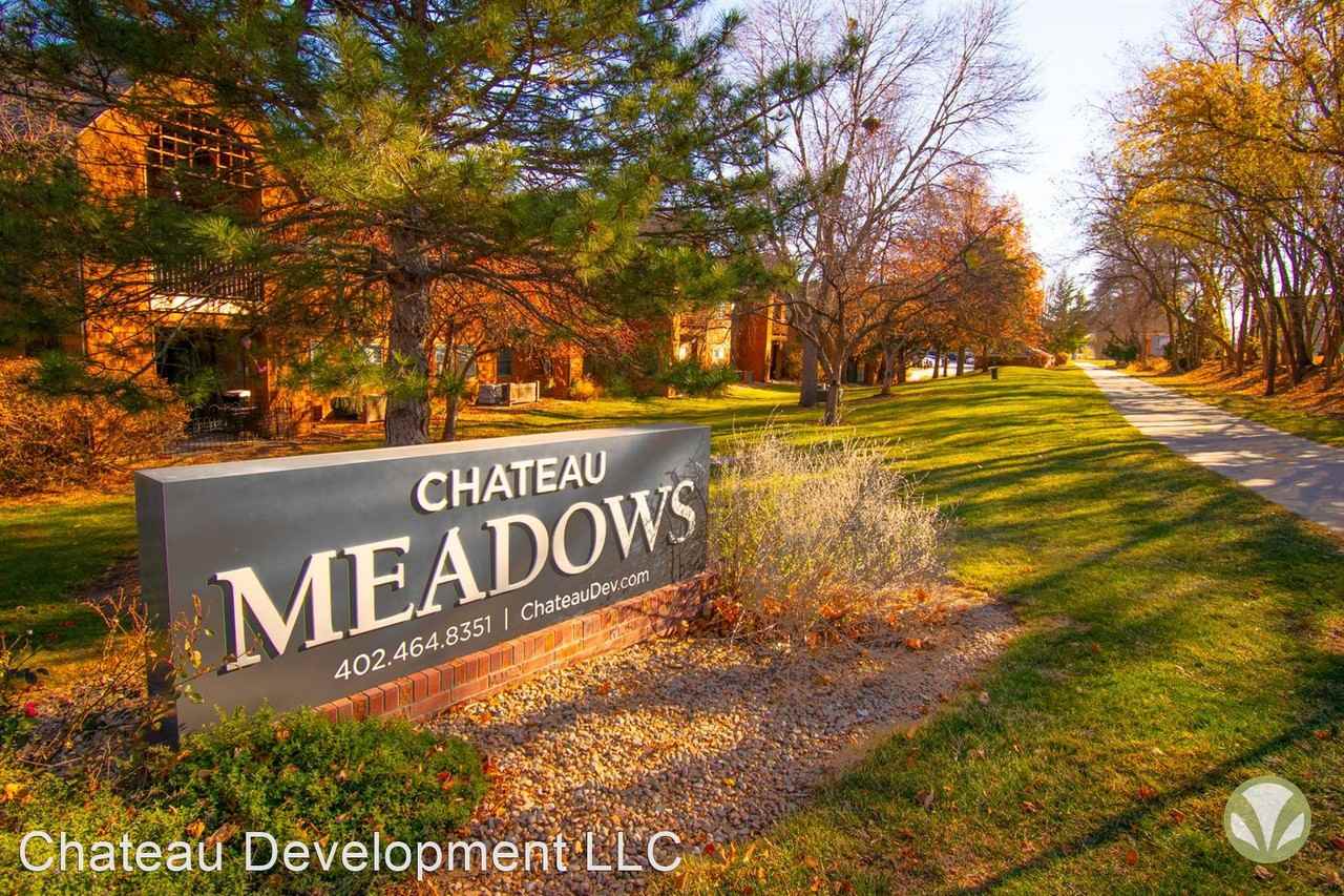 Chateau Meadows 6100 Vine Street Apartments in Meadowlane, Lincoln, NE