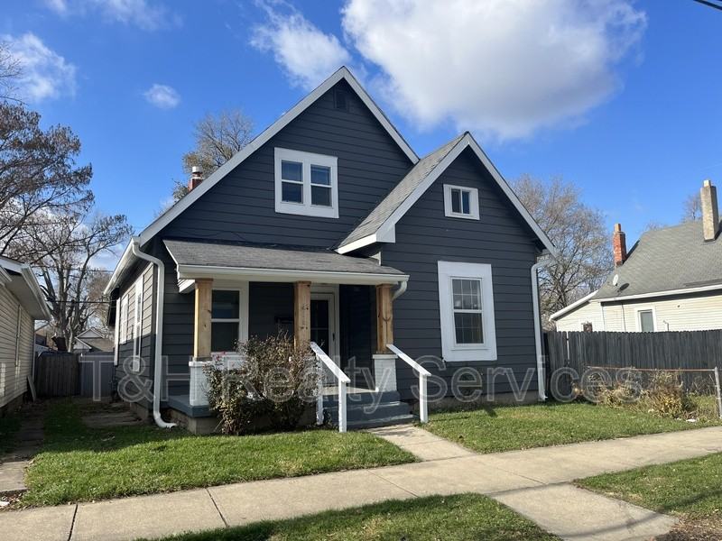 414 S Warman Ave, Indianapolis, IN 46222 3 Bedroom House for 1,400