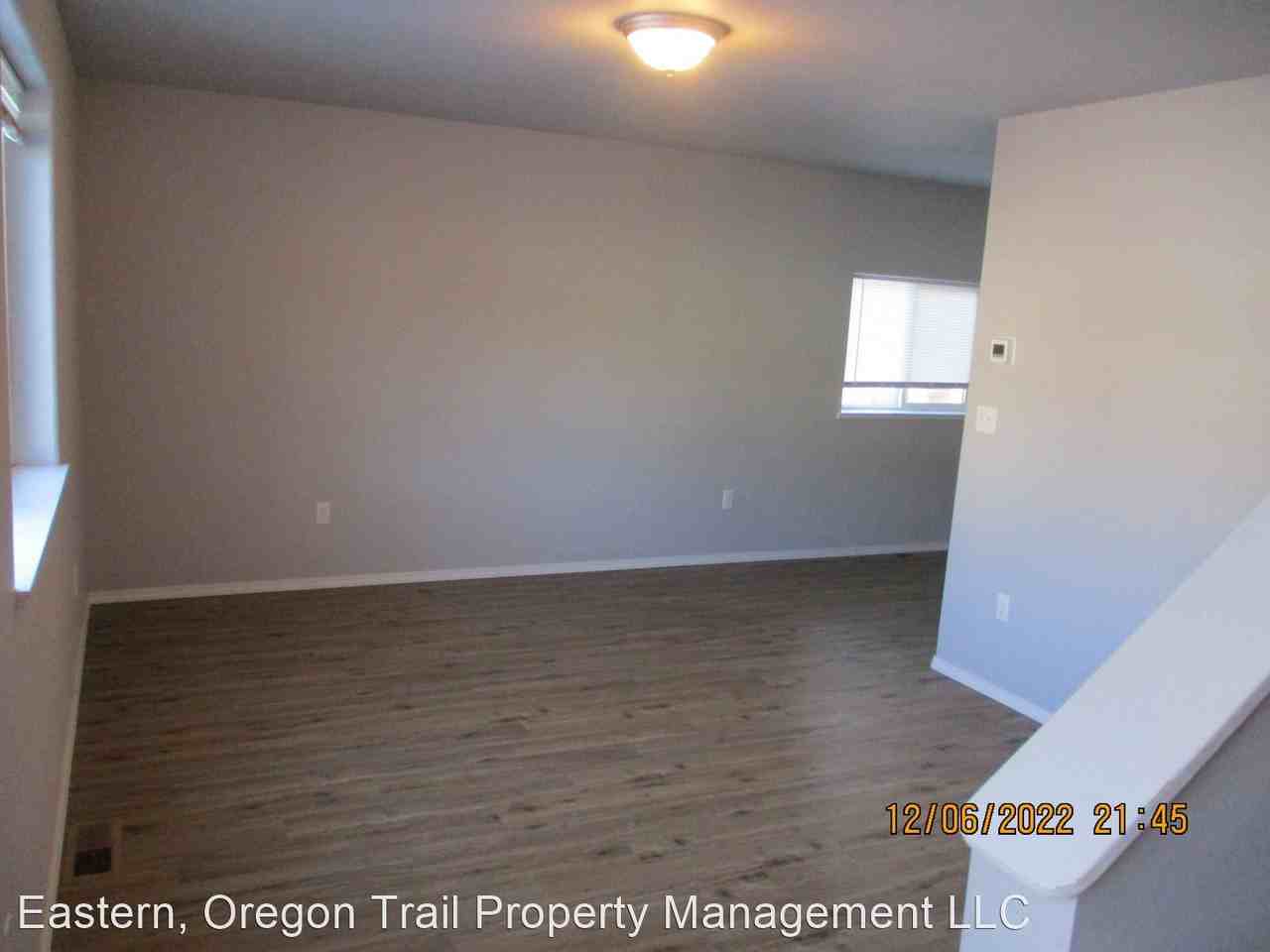 305 3rd St Apartments in La Grande, OR 97850 Zumper