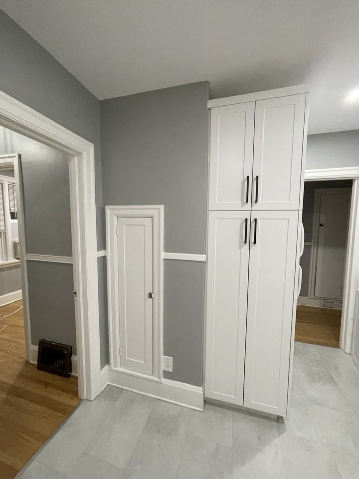 691 Sherburn Street, Winnipeg, MB R3G 2L1 3 Bedroom House for 2,000