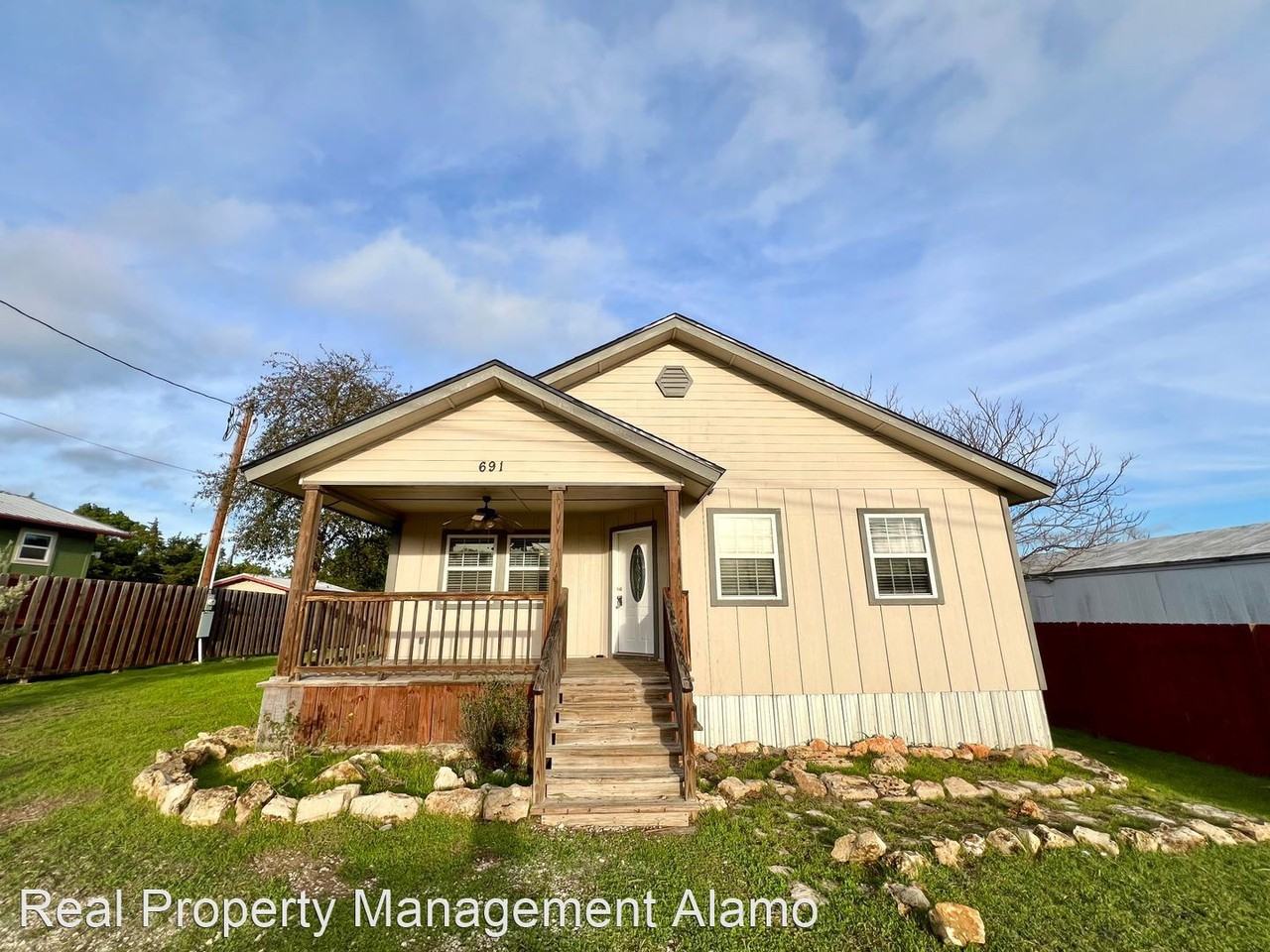 Apartments for Rent In Canyon Lake, TX Find 70 Condos & Other Rentals