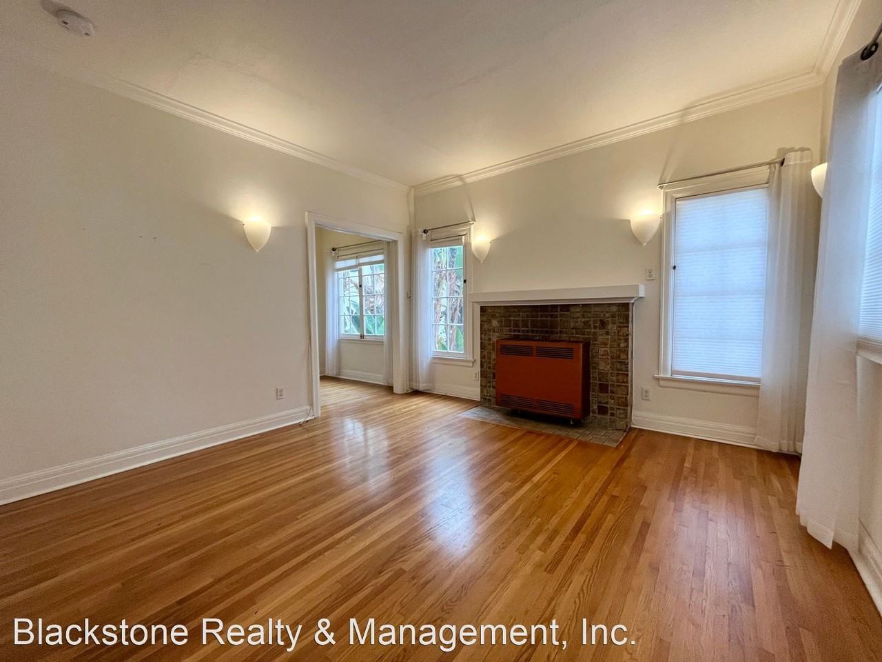 933 Ocean Ave Apartments in WilshireMontana, Santa Monica, CA 90403