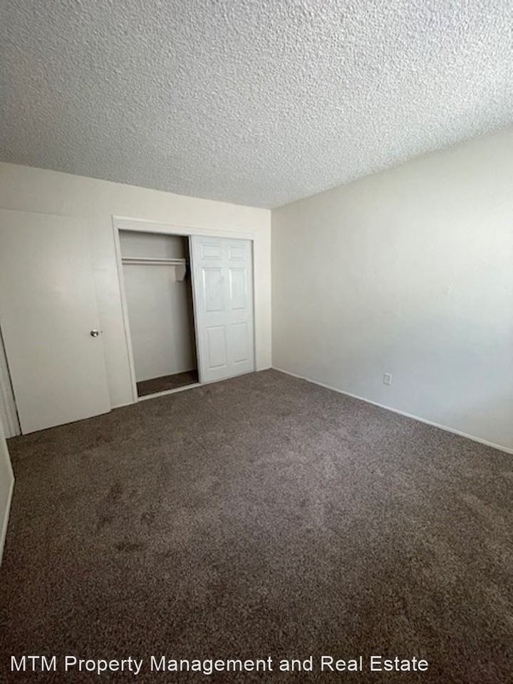 44014409 Parks Avenue 44064420 Rosebud Lane Apartments in Casa de Oro